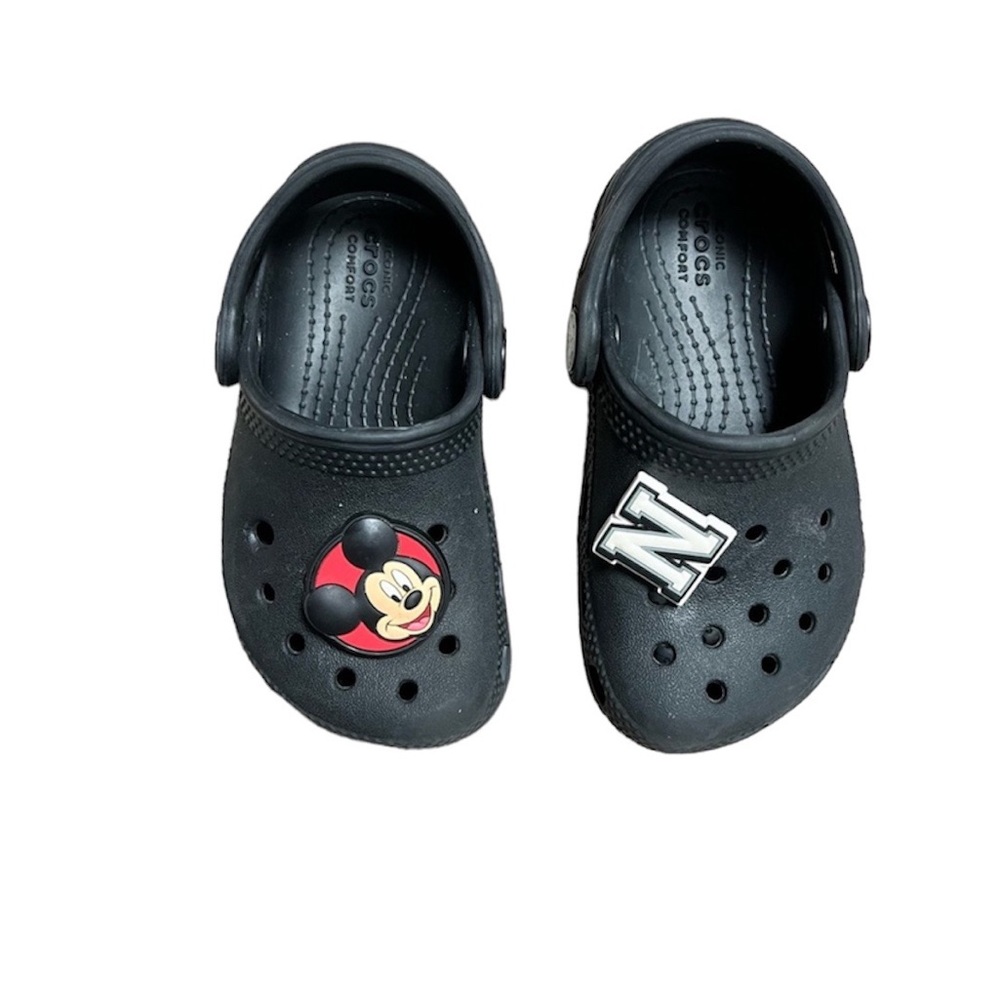 Black kids crocs 7